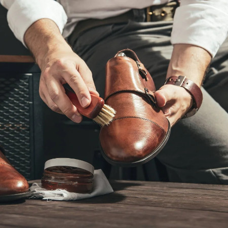 آموزش واکس زدن کفش + انواع واکس کفش